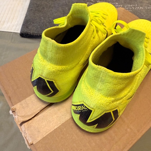 Nike Mercurial Superfly 6 Elite IC - Picture 2 of 4